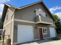 215 W Whitman St - Photo 1 of 1