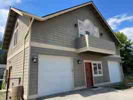 featured image of 215 West Whitman Street