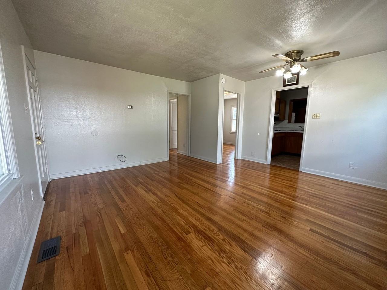 206 East Myrtle Drive - Photo 6 of 23