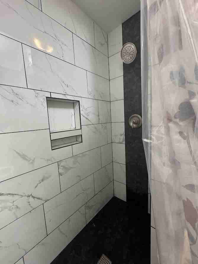 1233 E Center St #H1 - Photo 7 of 22