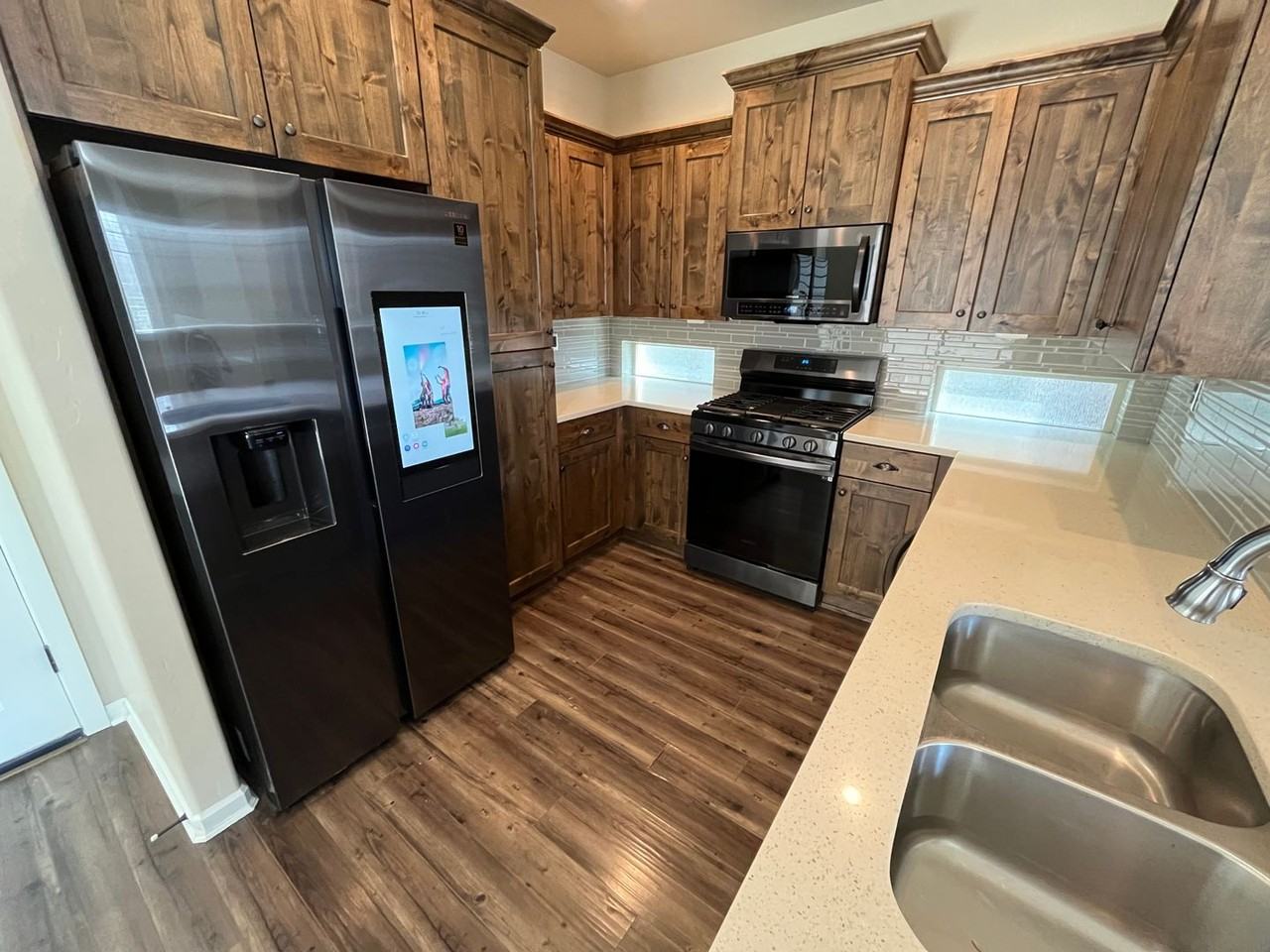 20770 Ne Sierra Dr - Photo 4 of 19