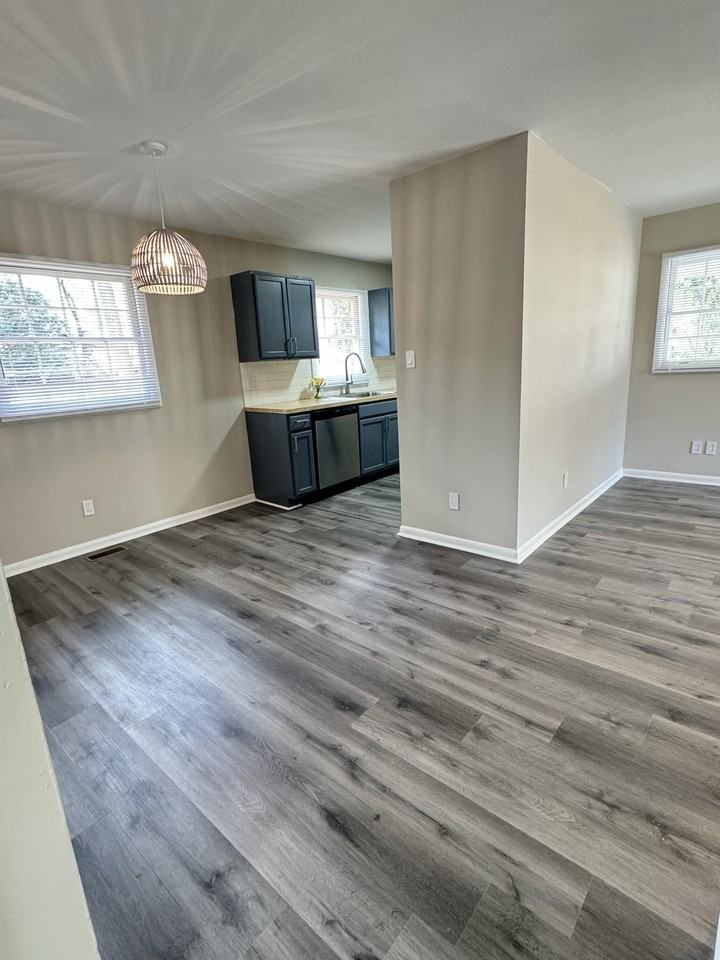 824 Stoneykirk Dr #1 - Photo 3 of 16