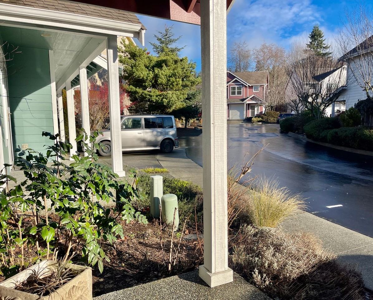 10588 Ne Kingston Meadows Cir - Photo 3 of 28