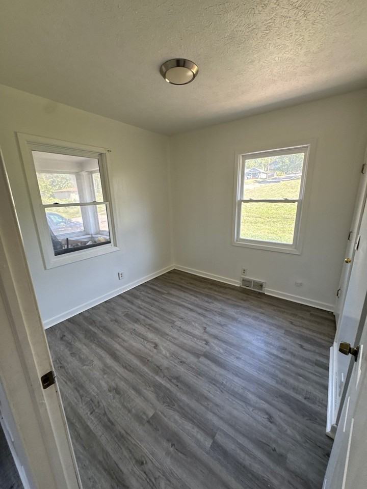 5513 Spaulding Street #1 - Photo 6 of 10