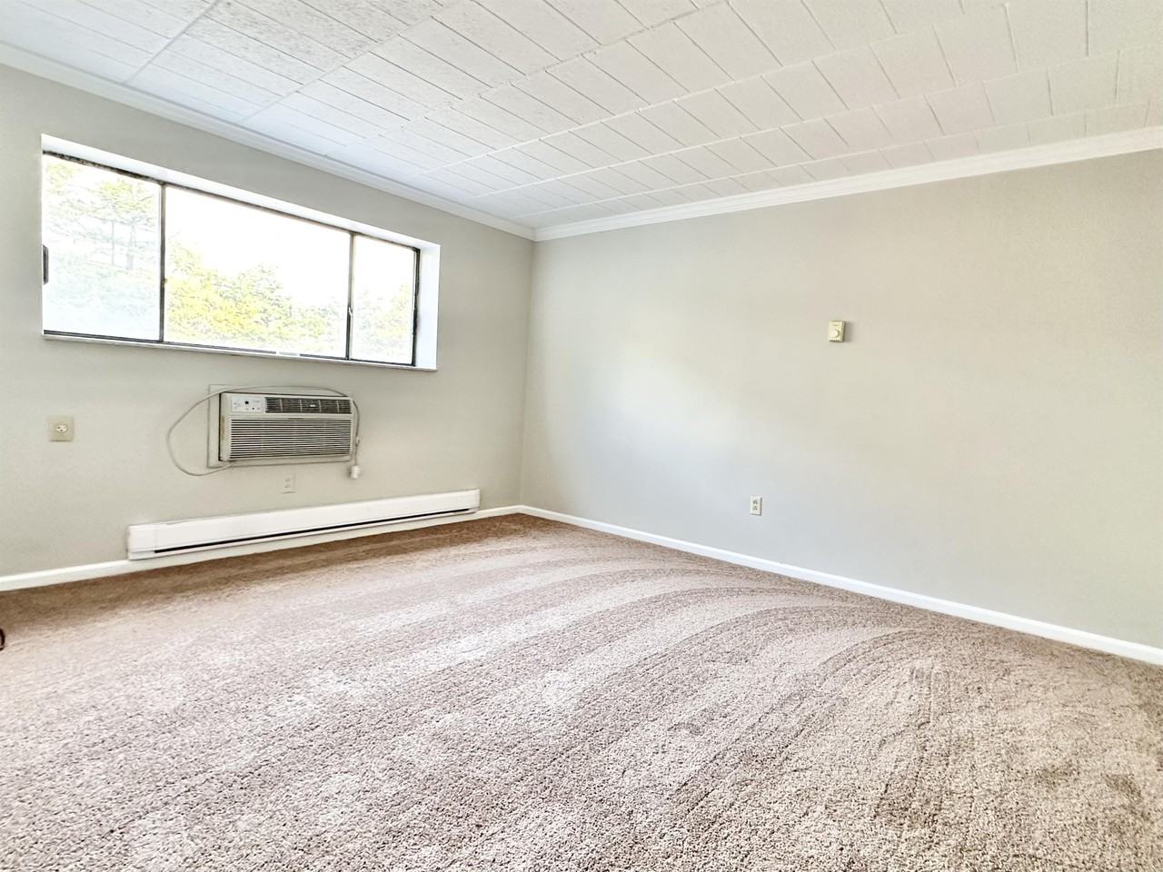 231 231 FIFTH STREETAPT 2 #231-2 - Photo 3 of 5