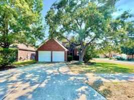 featured image of 1326 Delmont Court