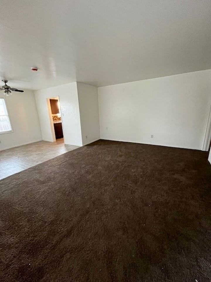 229 T Street - Photo 2 of 8