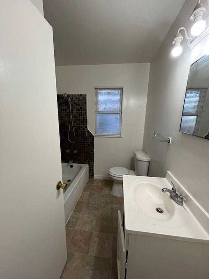 229 T Street - Photo 7 of 8