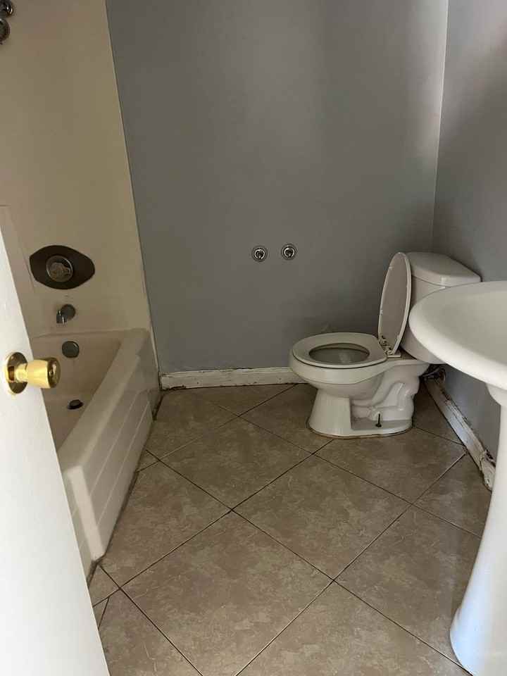 7460 Penwood Lane - Photo 6 of 8