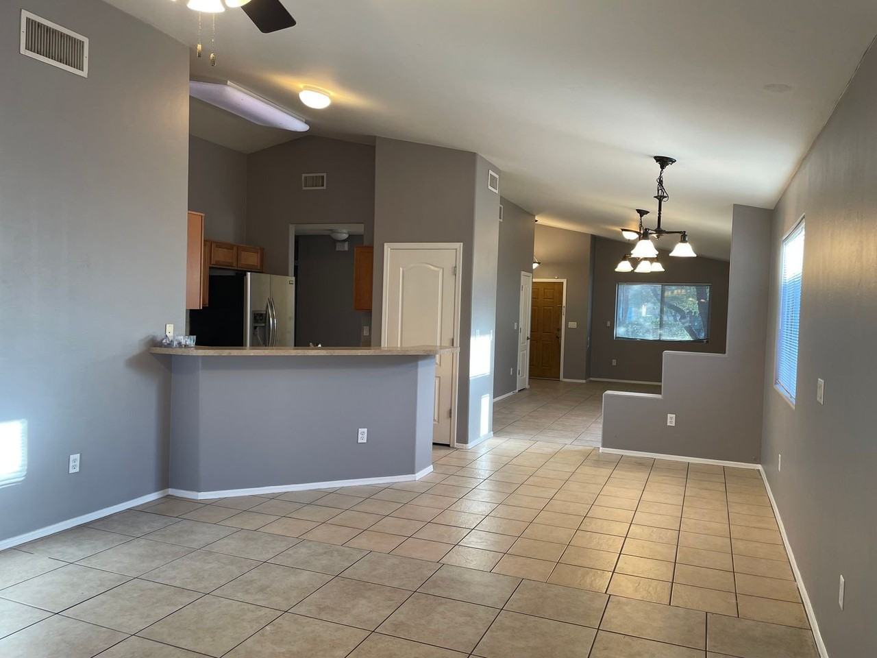 4103 E Coolbrooke Dr - Photo 7 of 26