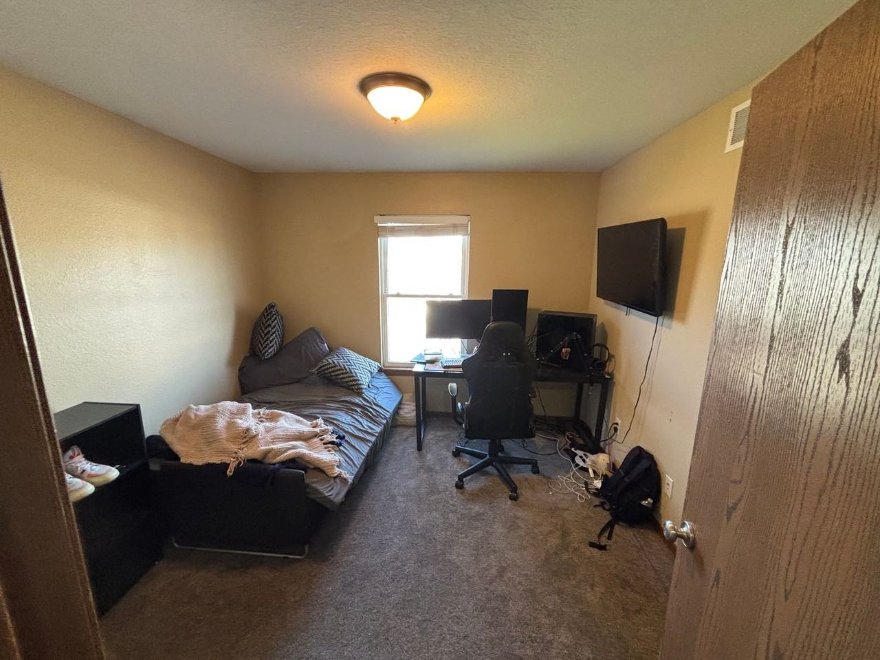 627 Northfield Road - Photo 4 of 24