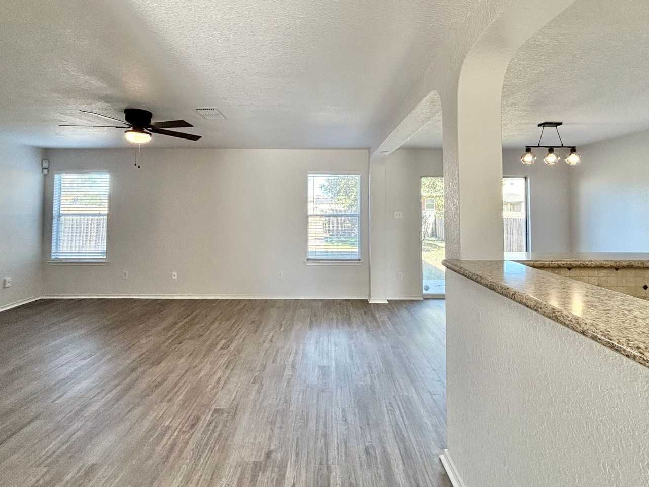 6915 Opal Cliffs - Photo 3 of 25