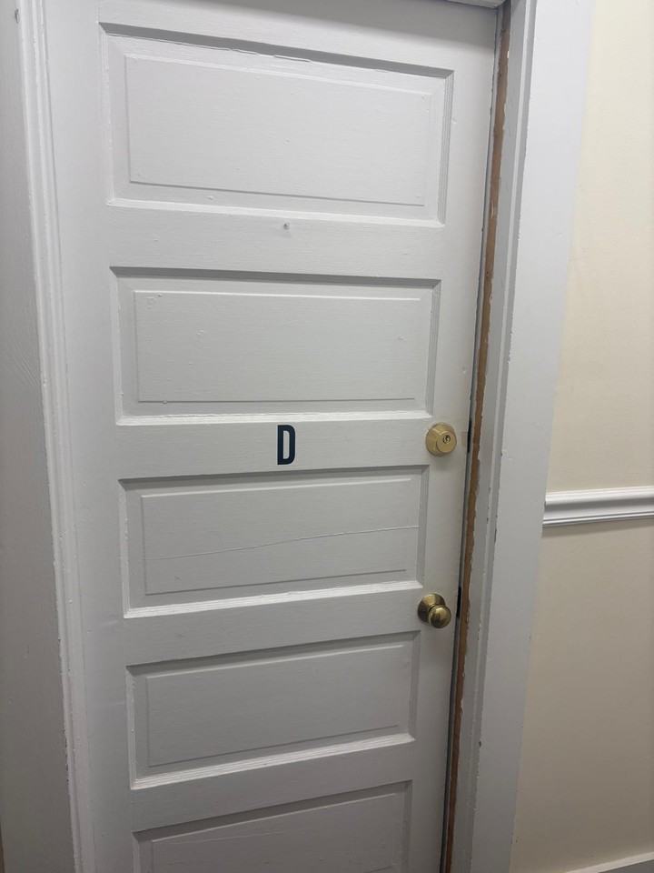 5 5-7 East Main Street - Office1Vacant second floor front 3 rooms on right #E - Photo 4 of 38