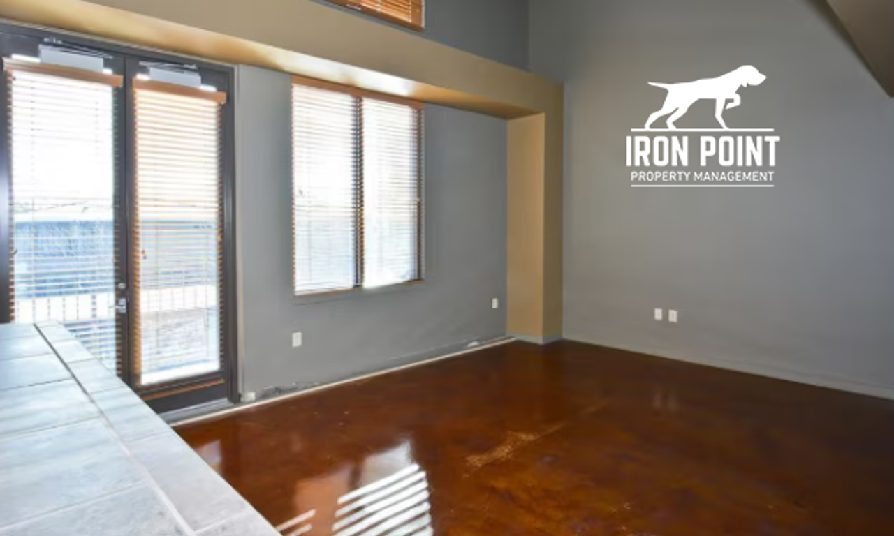 2399 East Riverwalk Drive - Photo 3 of 12