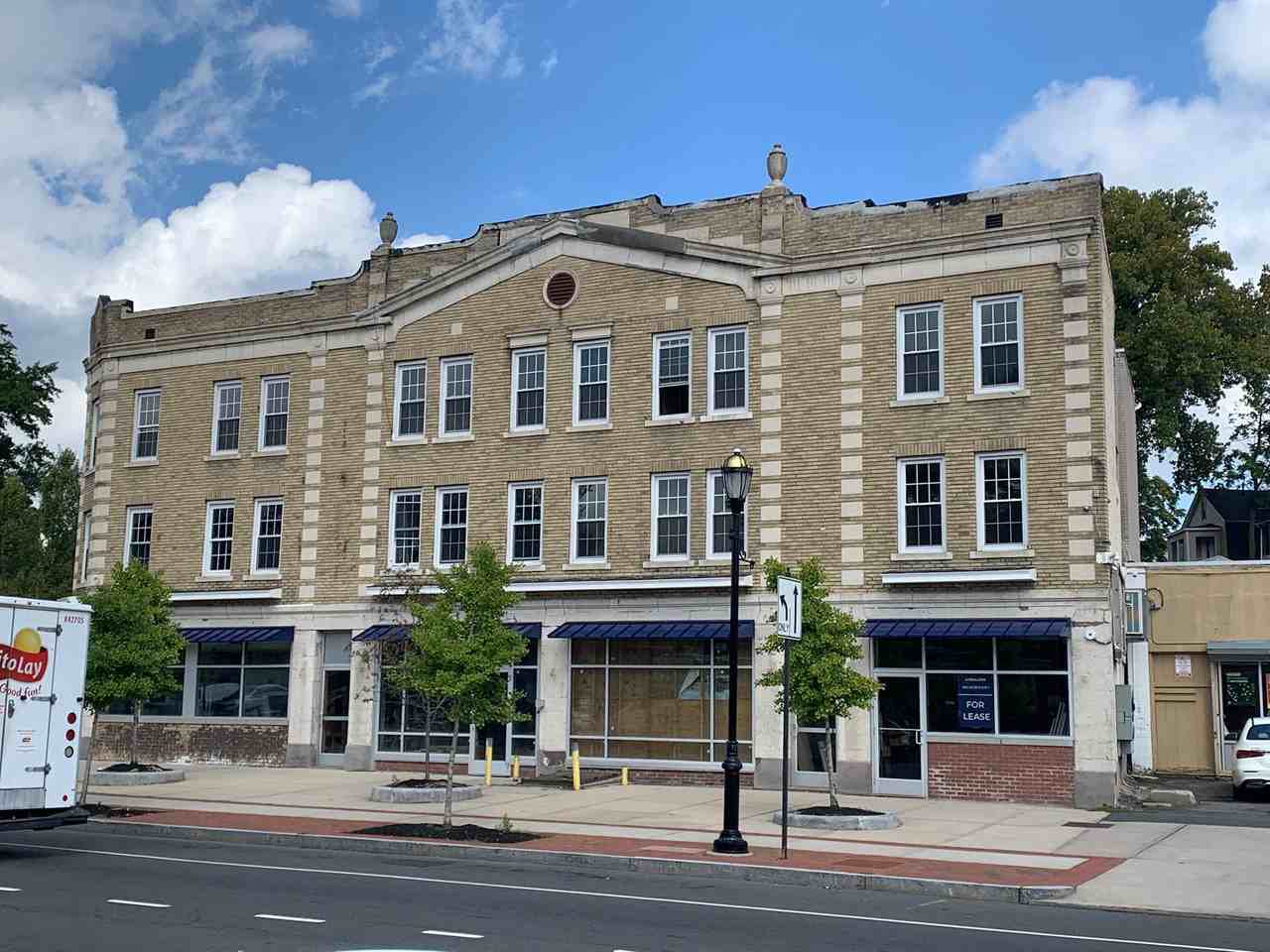 696 Albany Avenue #696