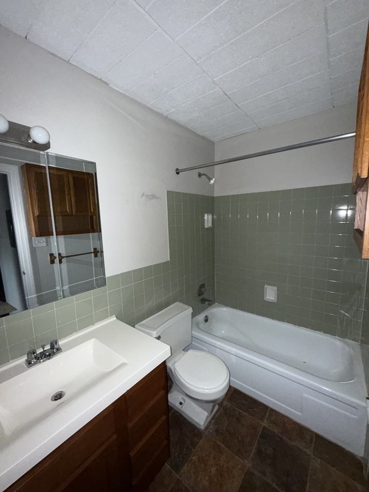 120 Foxwood Road #26 - Photo 5 of 9