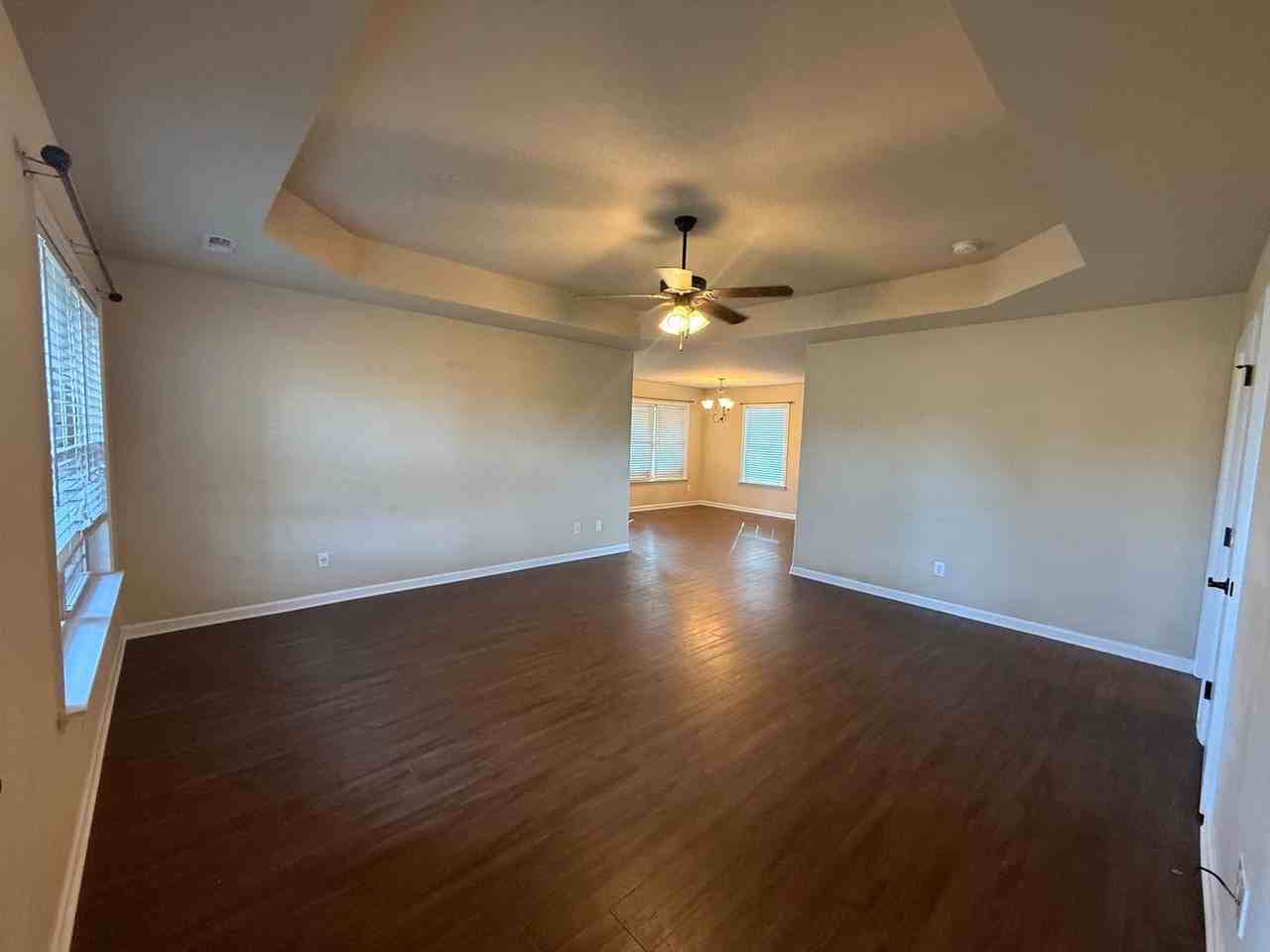 824 Bell Factory Rd - Photo 2 of 17