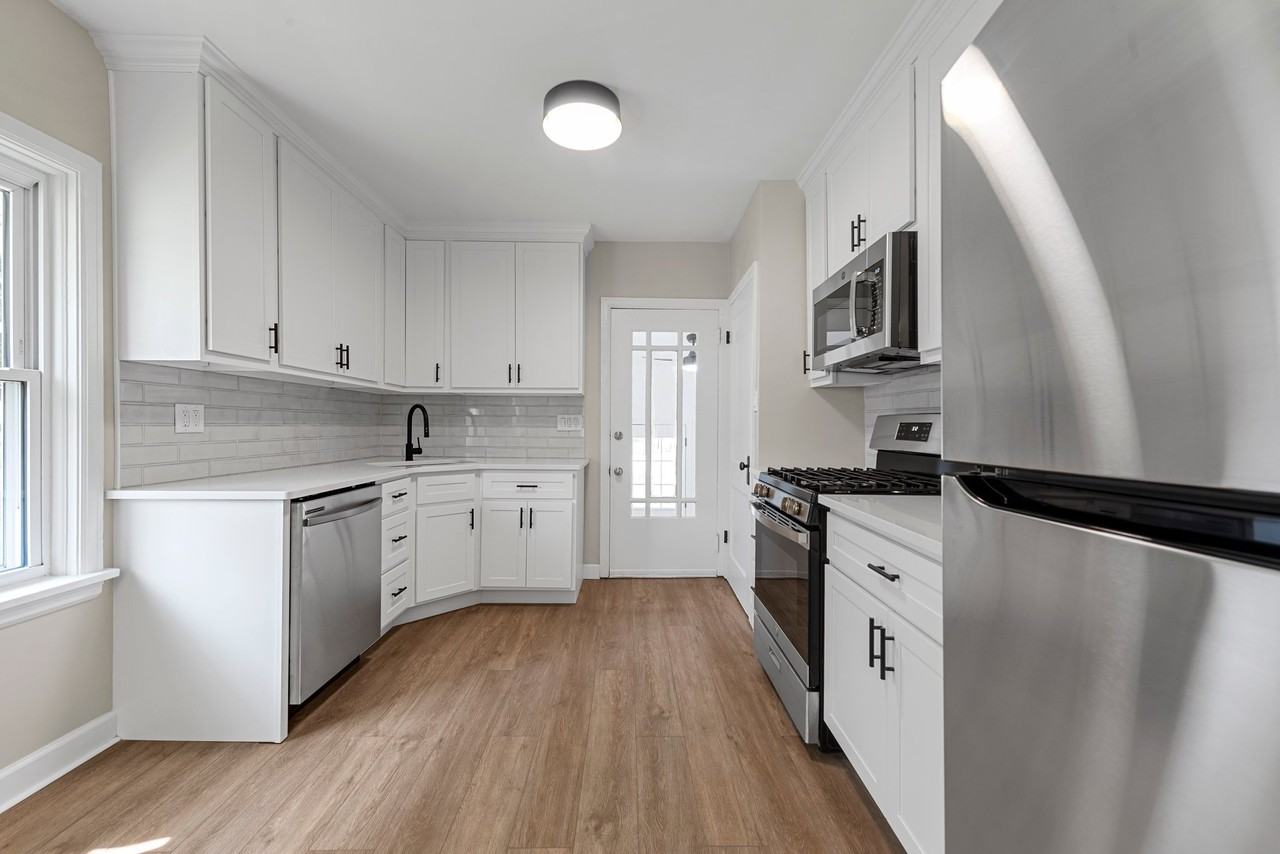 5335 Pattison Ave #1 - Photo 4 of 11