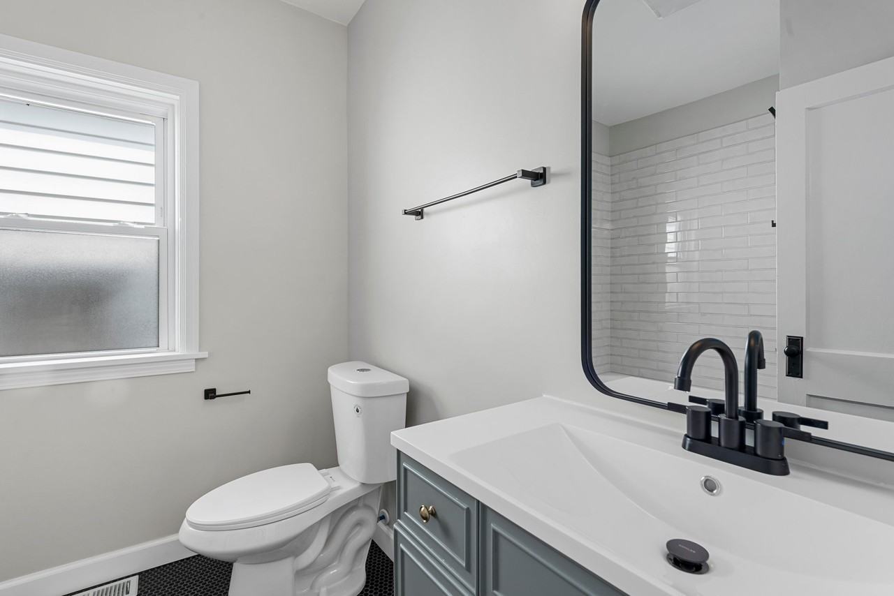 5335 Pattison Ave #1 - Photo 5 of 11