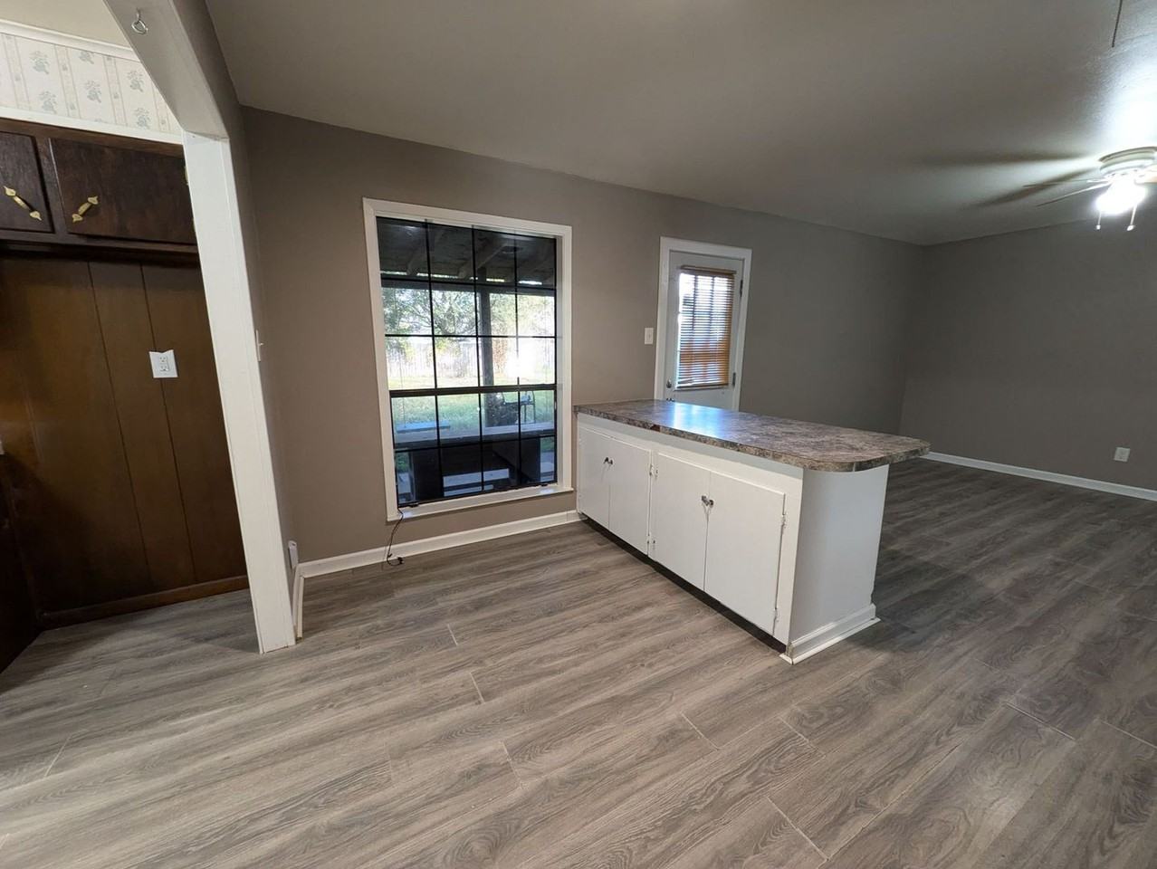 6350 Arrowhead Drive - Photo 5 of 36