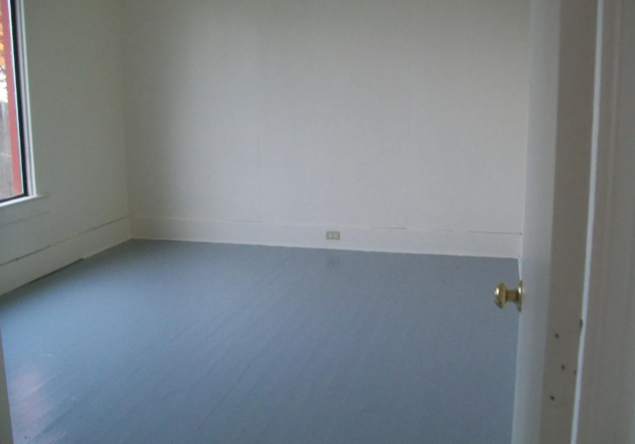 2006 J Street - Photo 3 of 6