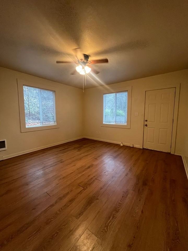 351 N K St - Photo 5 of 15