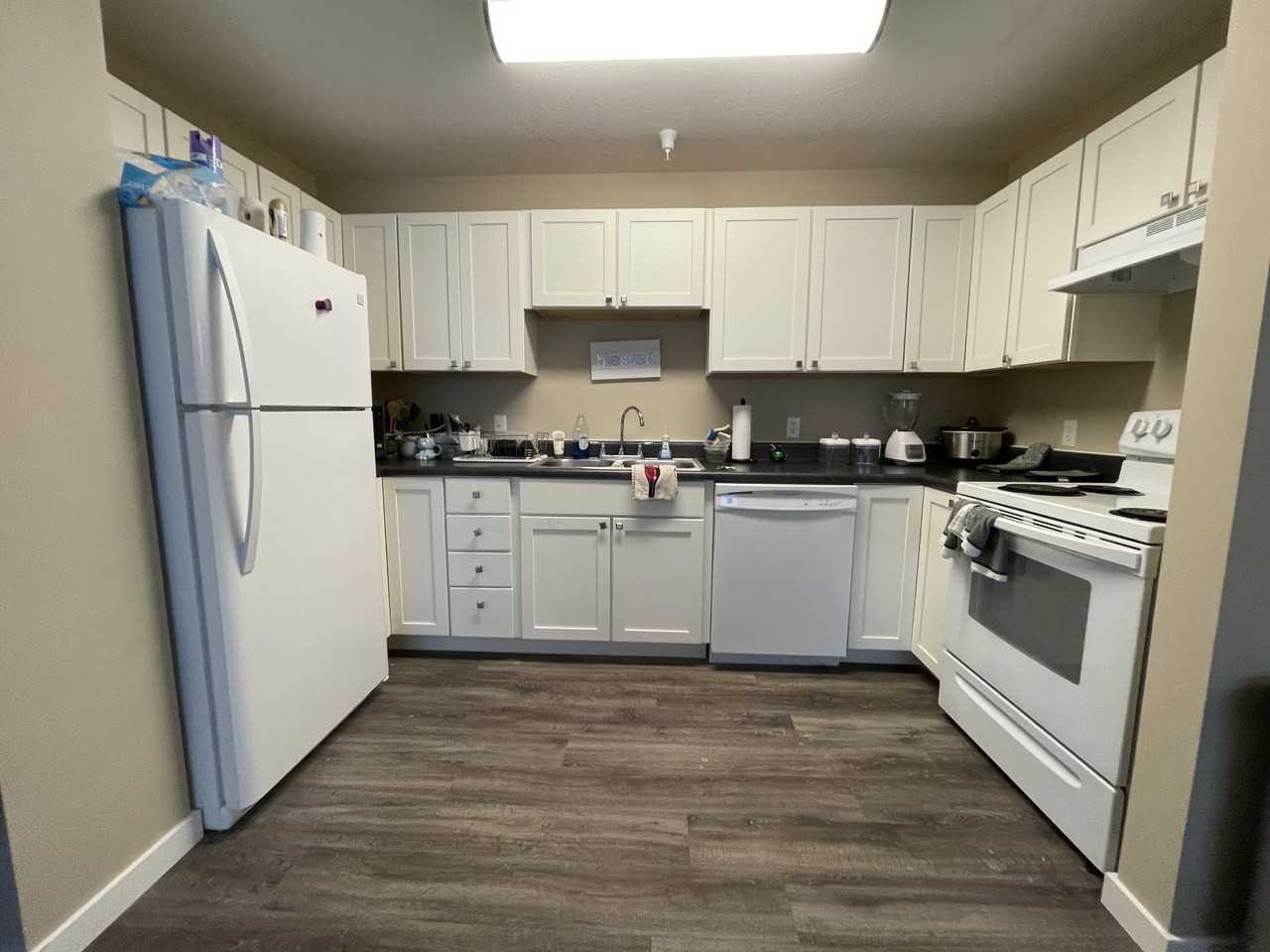 Cavalier Dr #107 - Photo 4 of 11