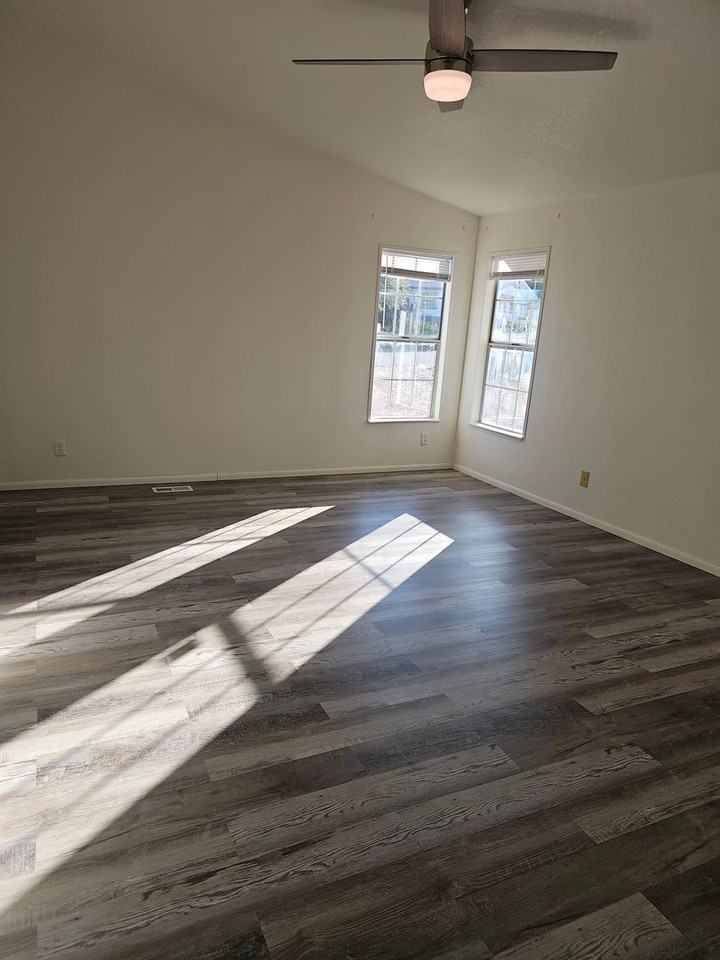 5283 E Brickey Dr - Photo 5 of 18