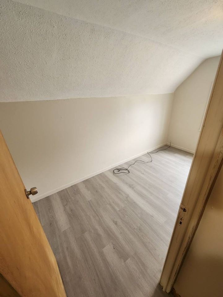 3855 E 54th St - Photo 4 of 30