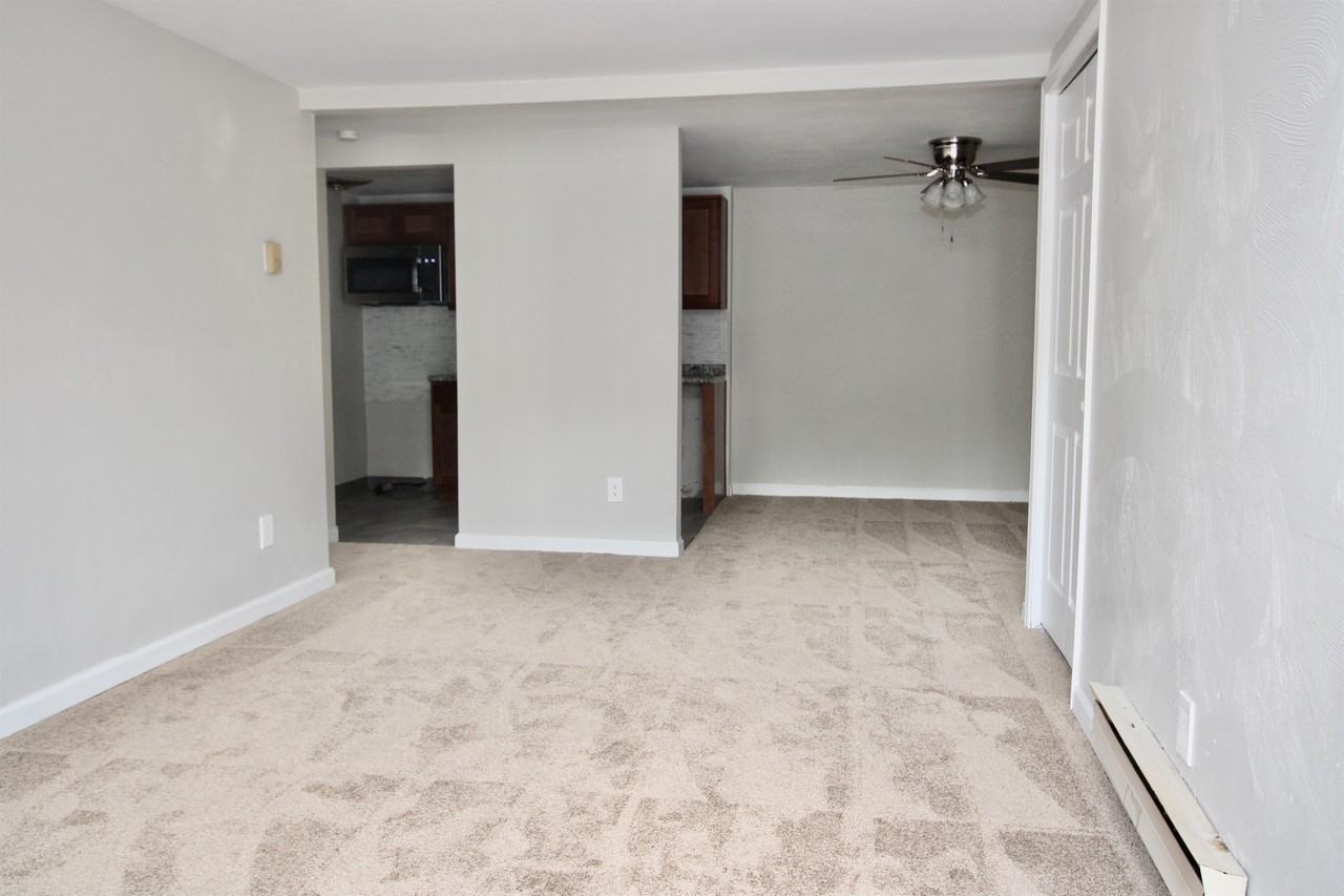 402 Park Manor Pl #402 - Photo 5 of 8