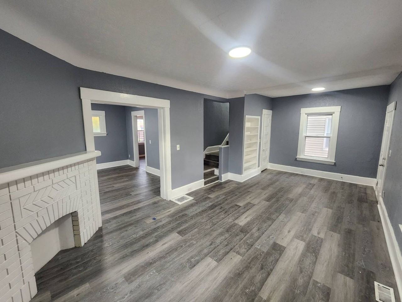 10615 Tacoma Ave - Photo 6 of 39