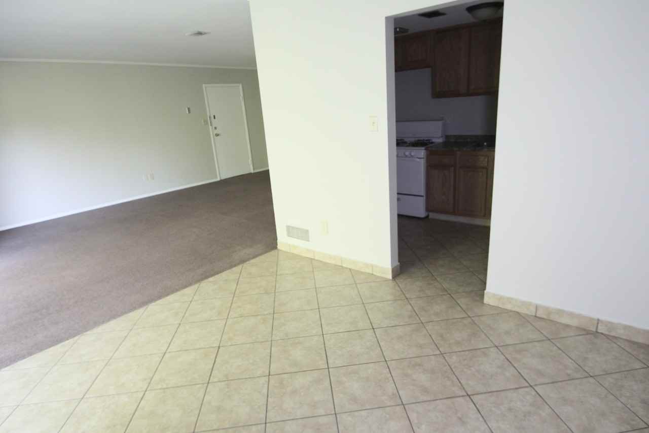 422 422 EAST WHEELING STREETAPT B-6 #B06 - Photo 3 of 11