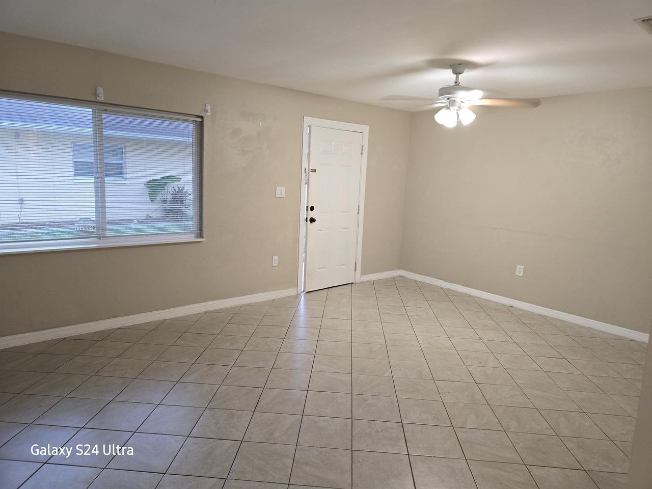 257 Poe Avenue #0 - Photo 2 of 19