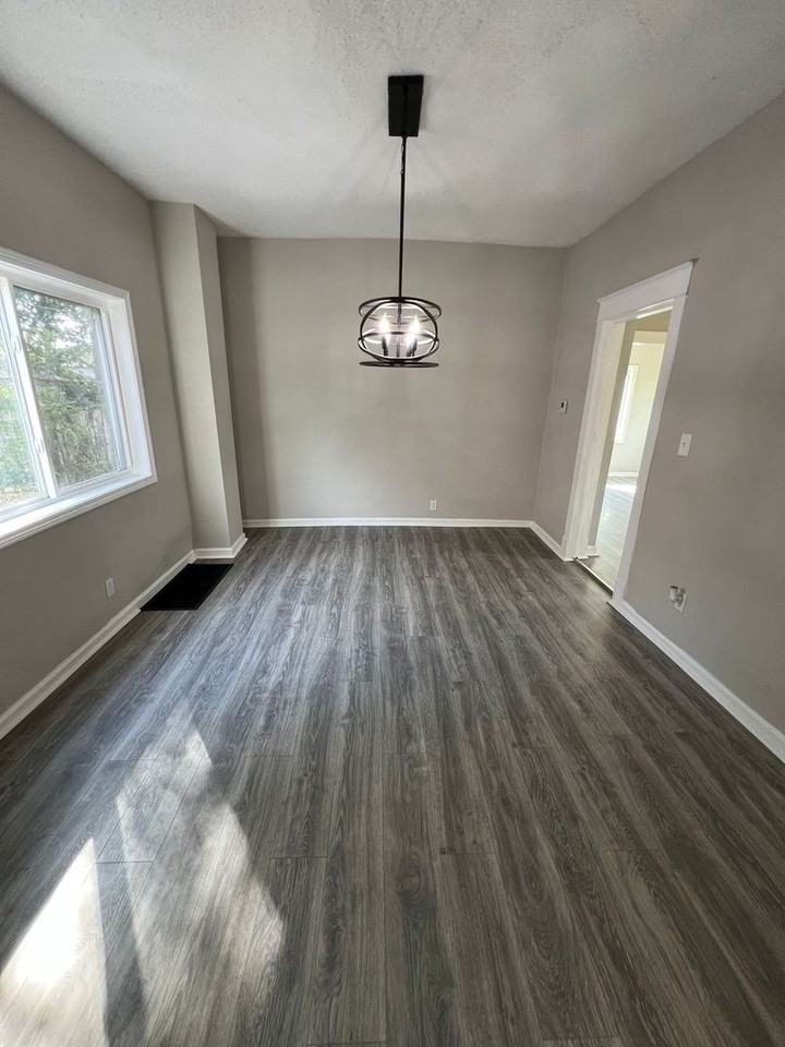 5107 E 26th St - Photo 4 of 17