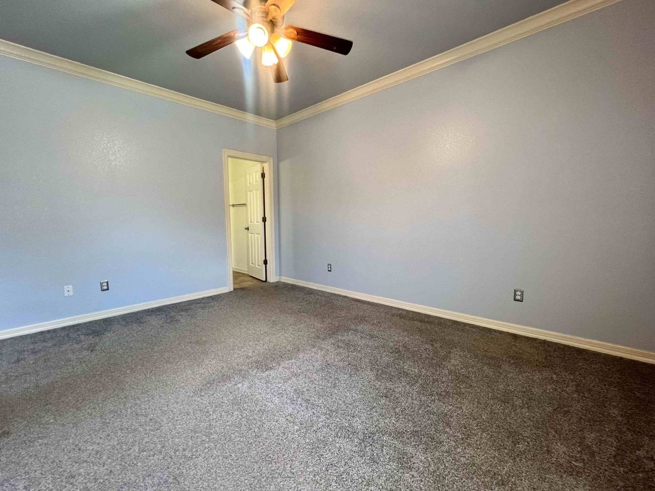 Huntsville Heights - Photo 5 of 12