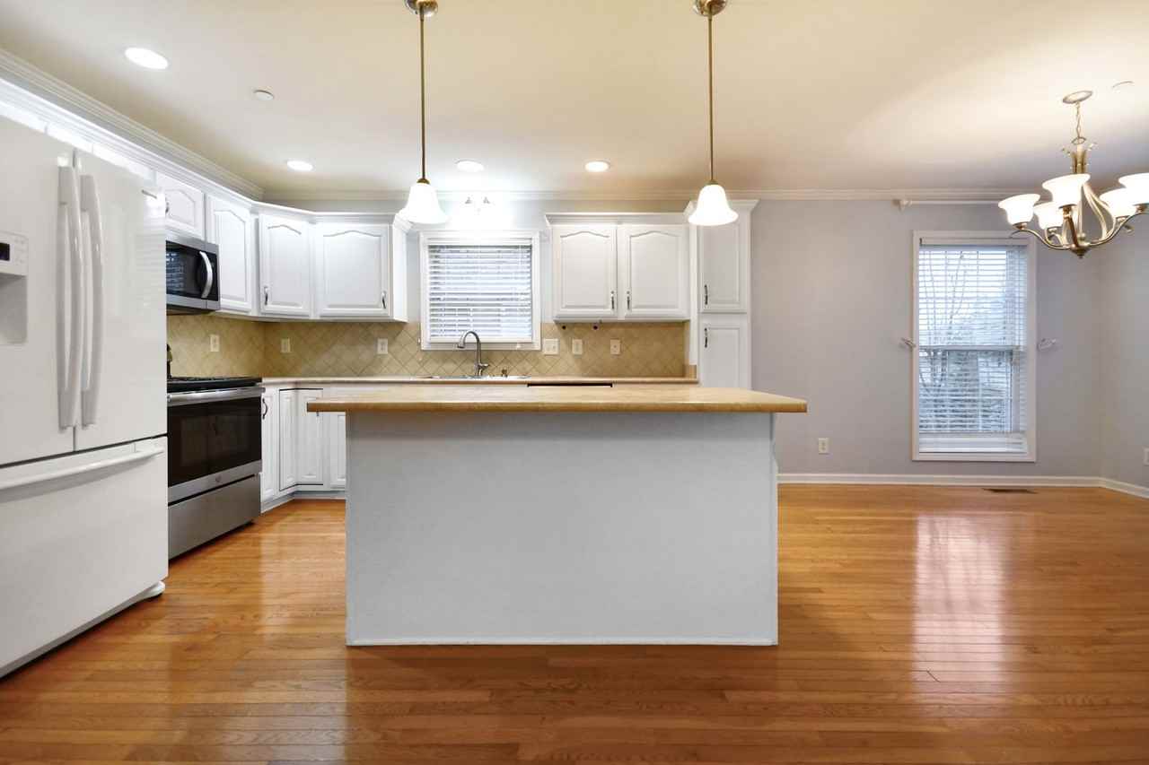211 Winfrey Ct - Photo 7 of 23