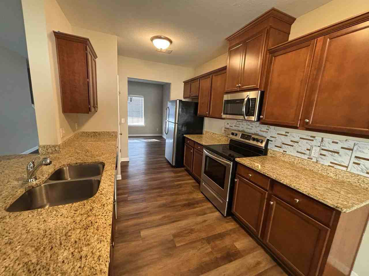 159 Gregory Pl - Photo 3 of 32