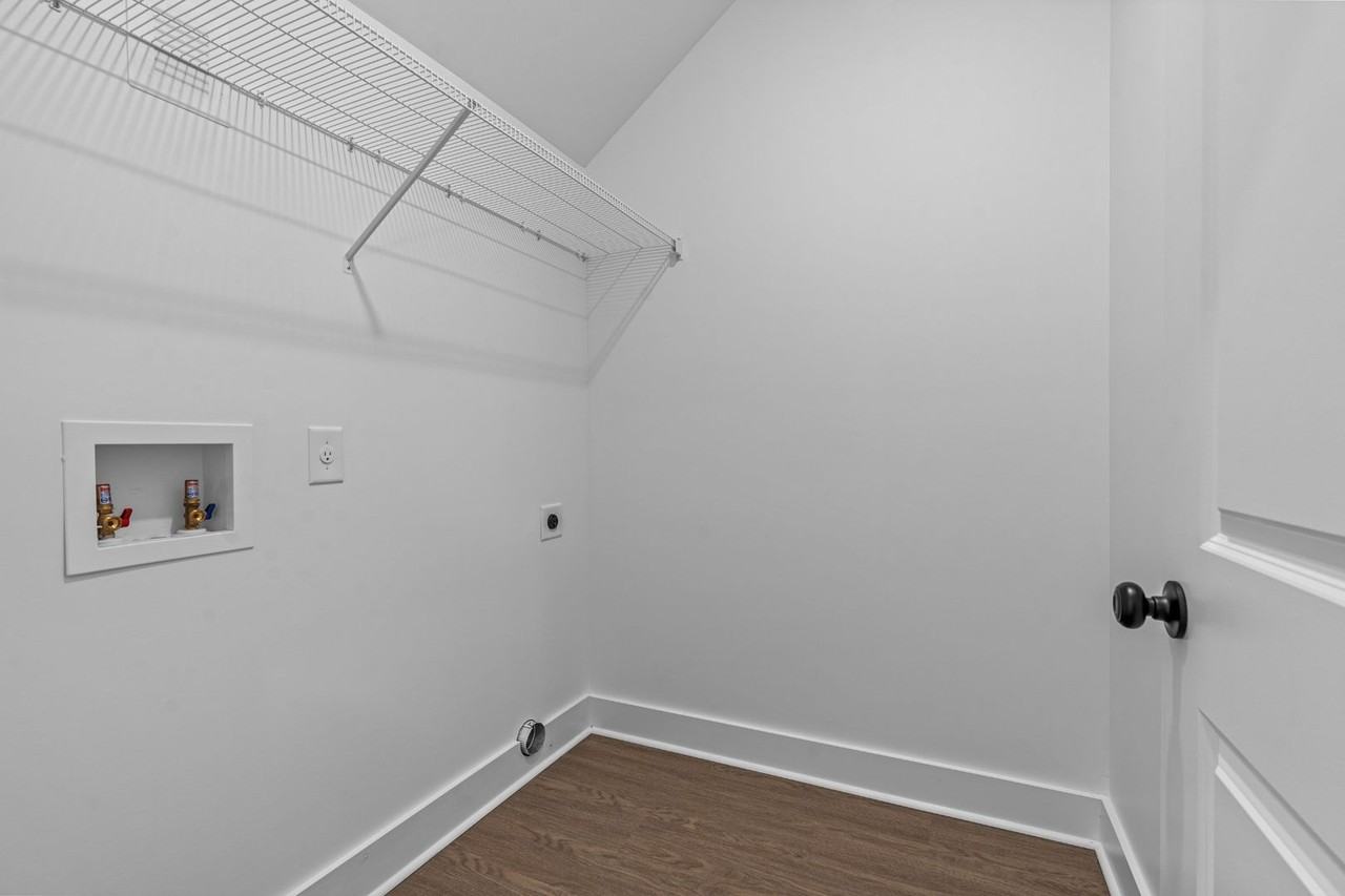 621 S Wall St - Photo 6 of 38