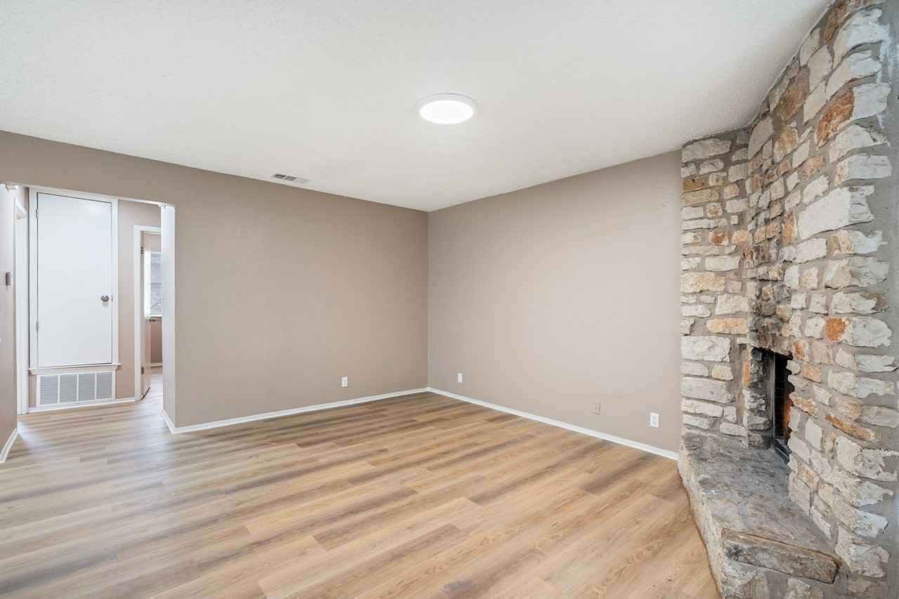 2312 Rachael Court #C - Photo 3 of 13