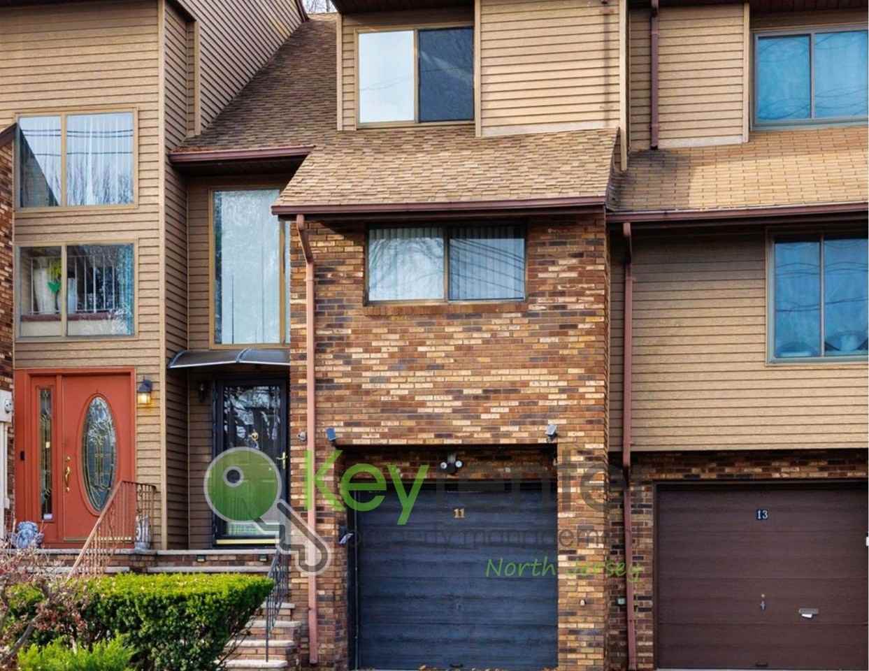 11 Ross Rd - Photo 2 of 23