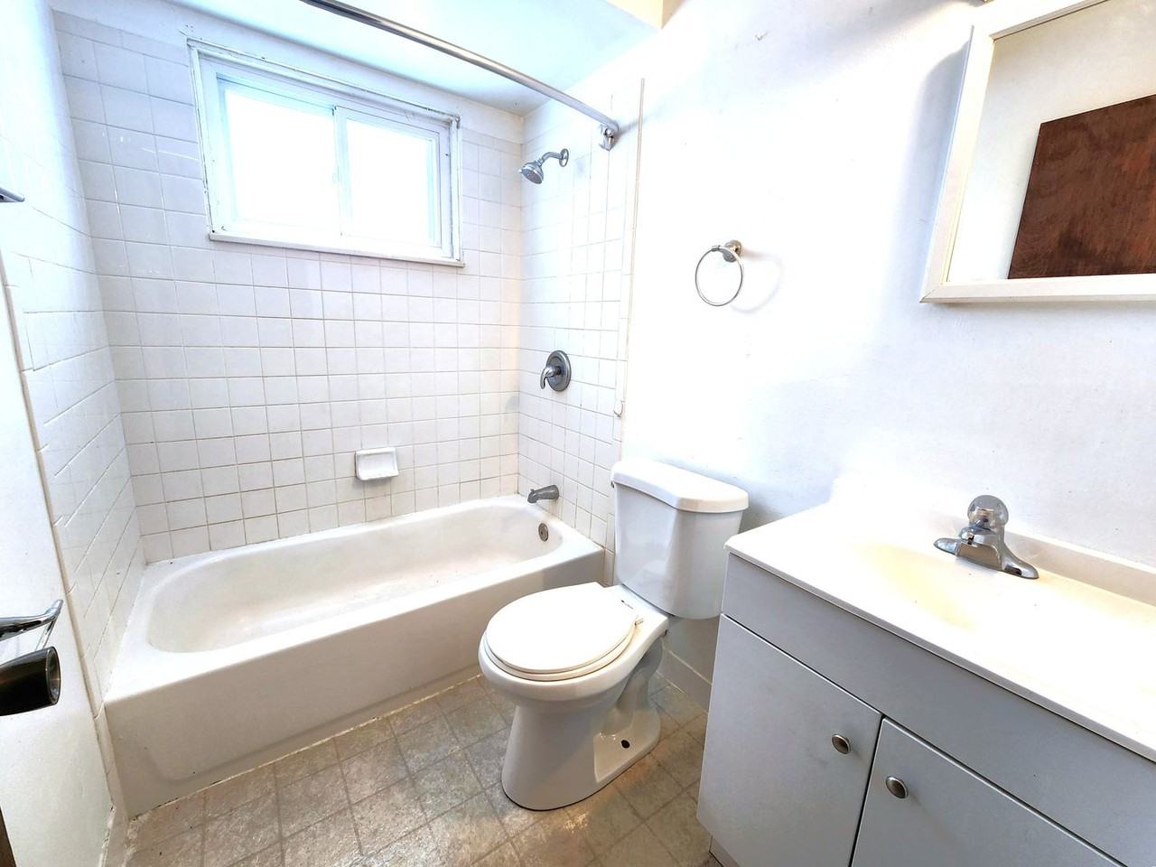 11059 West Hampton Avenue - Photo 5 of 9