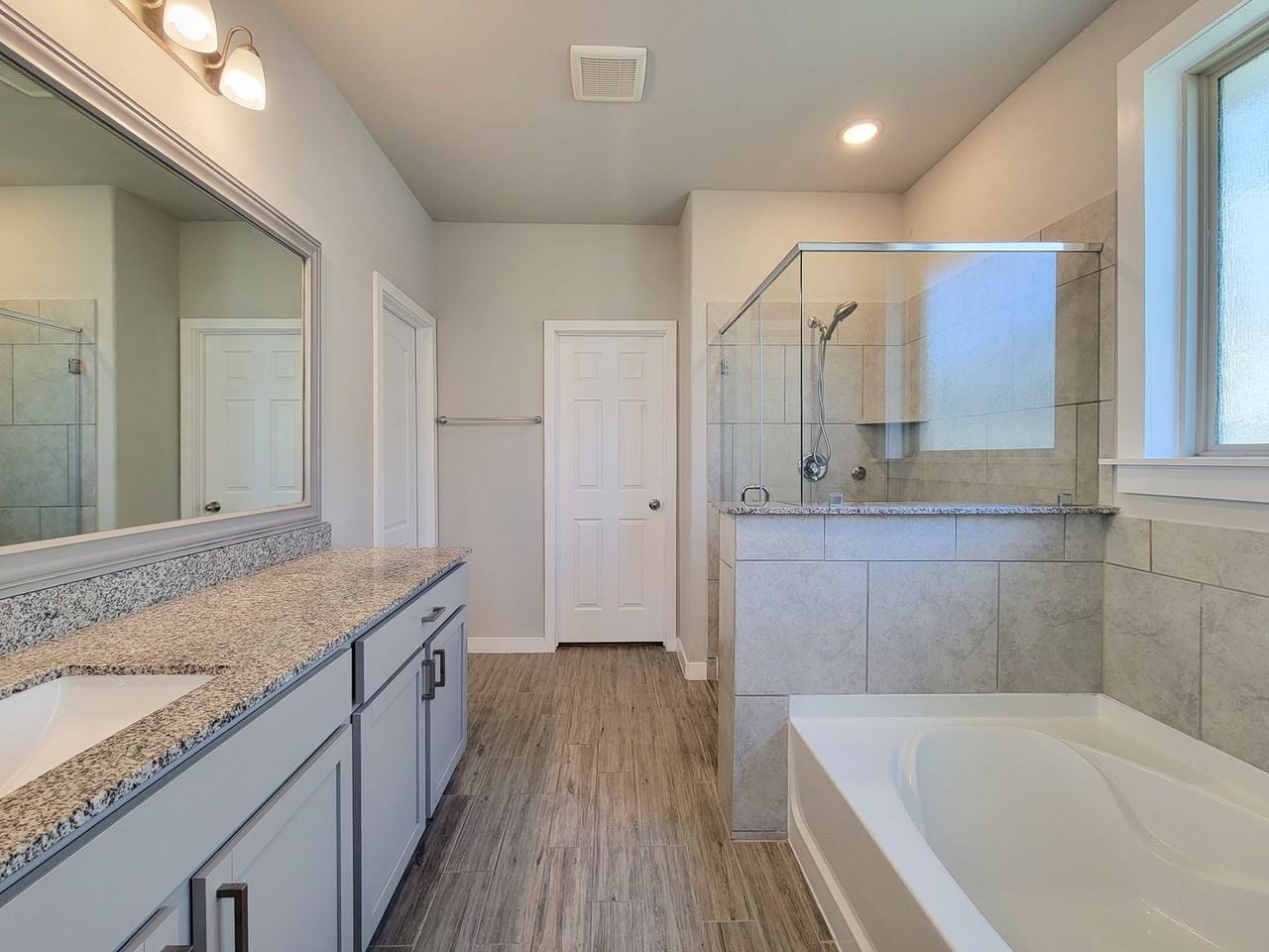 31402 Conover Drive - Photo 4 of 18