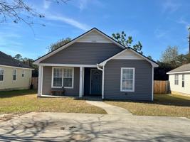 featured image of 4133 Hamilton Circle