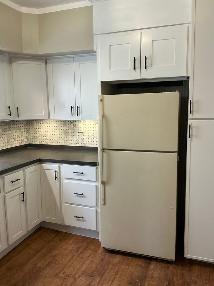 167 S Main St - Photo 2 of 16