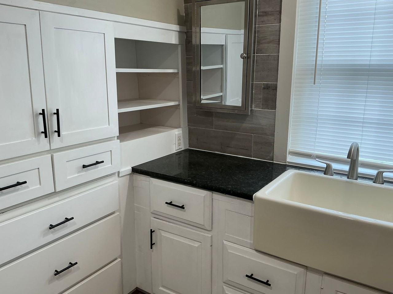 167 S Main St - Photo 7 of 16