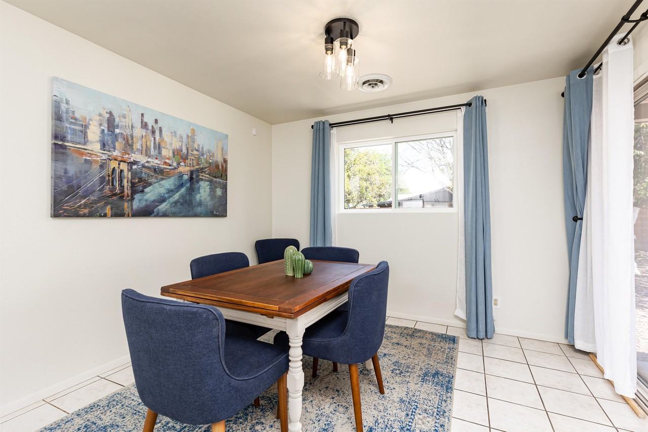 921 West 16th Street #1 - Photo 6 of 28