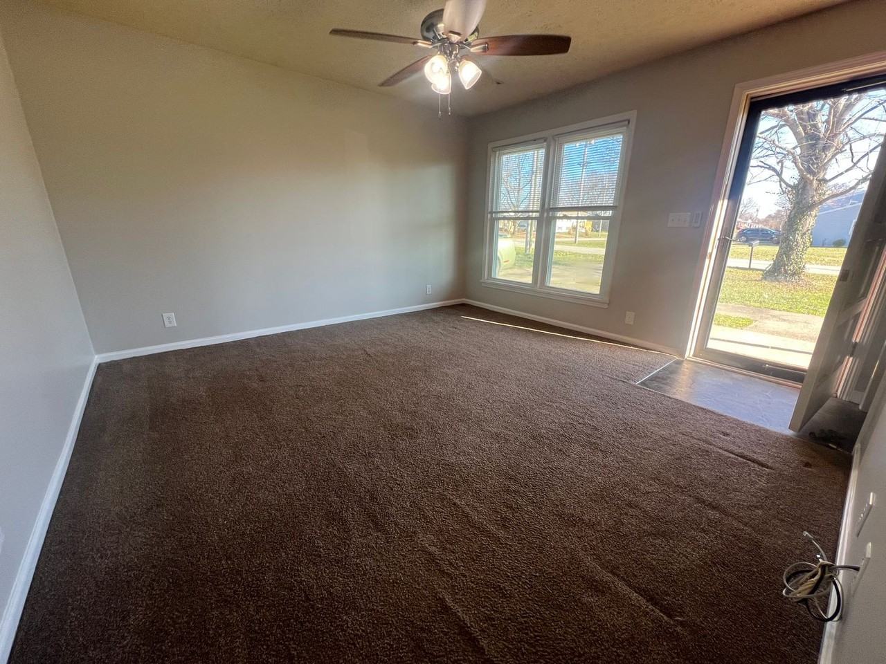 151 Emily Dr - Photo 4 of 11