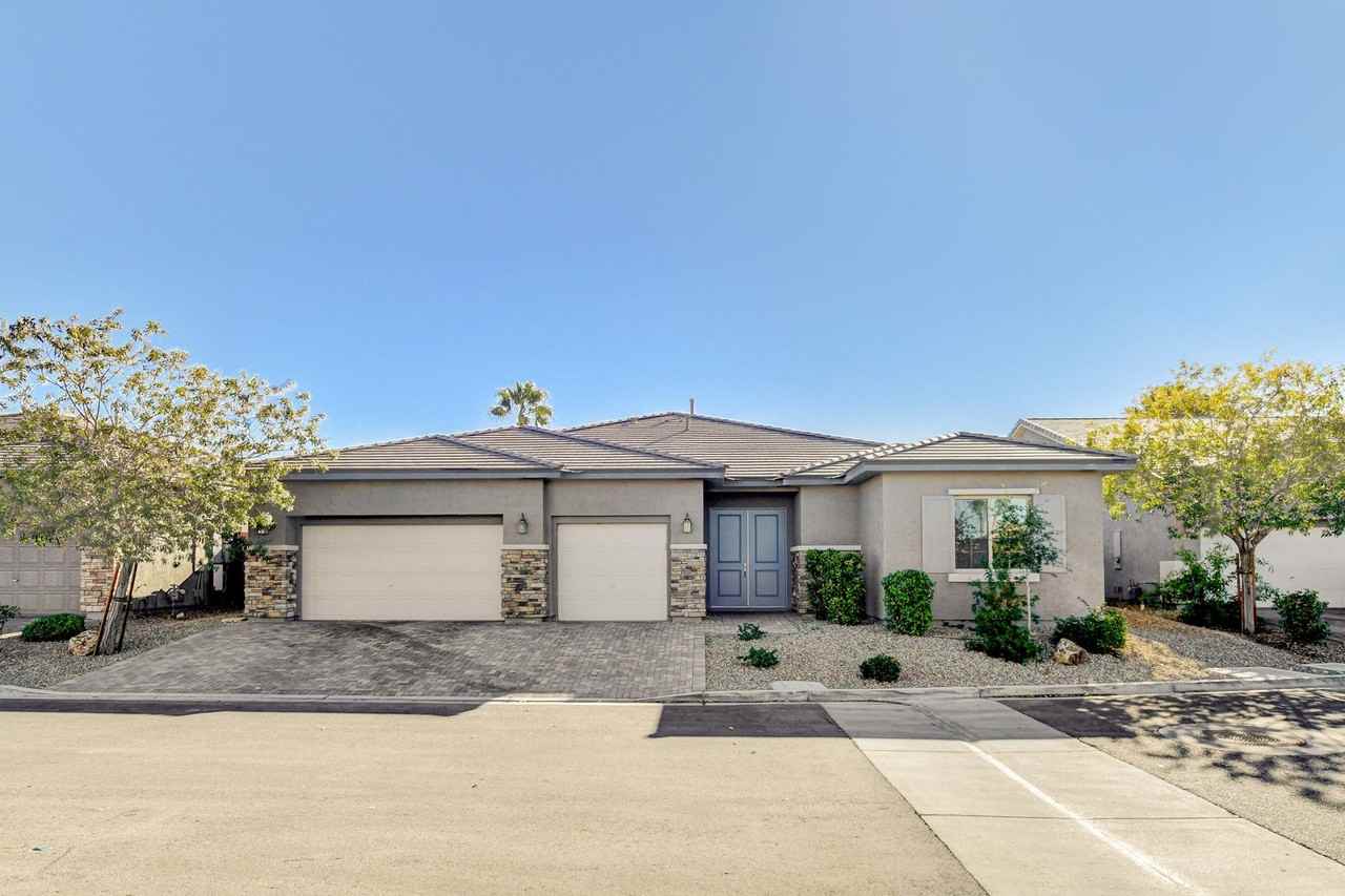 365 Sapphire Rock Avenue