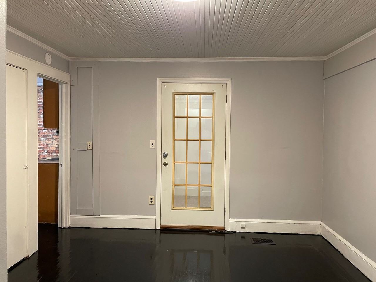 1263 Winslow Avenue - Photo 7 of 26