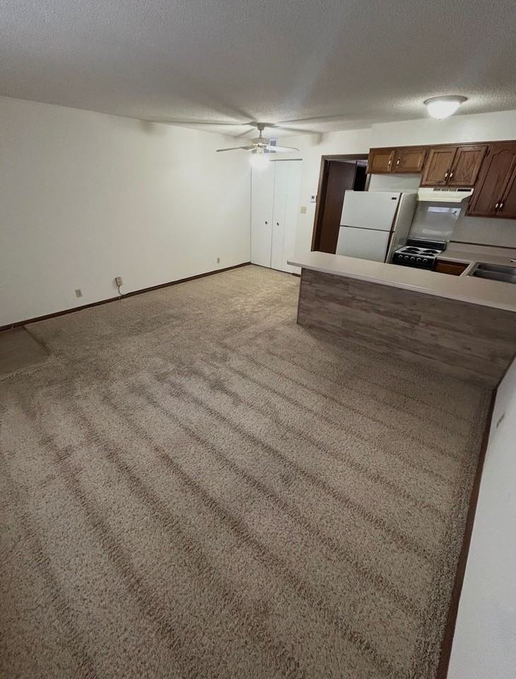 2151 East Columbia Street - Photo 2 of 5